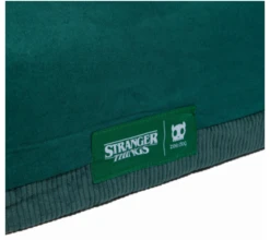 ZEE DOG - Stranger Things L Lit Pour Chien -Magasin De Mode Pour Animaux Et Chiens fre pl ZEE DOG Stranger Things L lit pour chien 24949 6